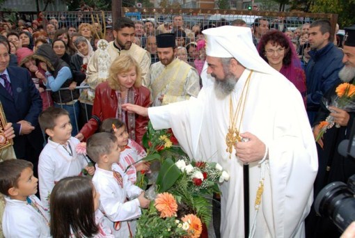 Mesajul Preafericitului Părinte Patriarh DANIEL, adresat elevilor, părinţilor şi profesorilor, la începutul anului şcolar 2011-2012