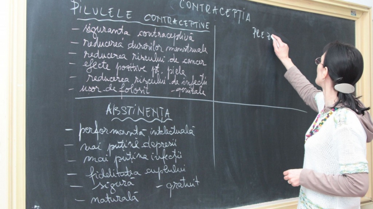 Educație sexuală în școlile din România